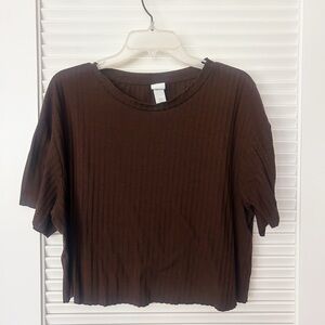 COPY - h&m brown cropped tee